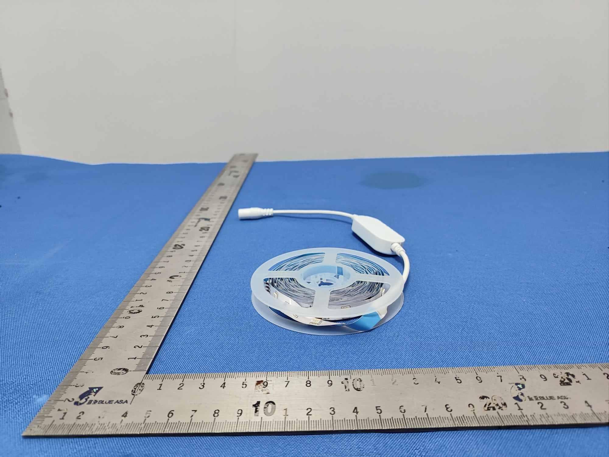 Smart Beacon Strip Light, RGB, 12V Adapter, 16.4ft/5m - FCC ID 2AQUQGE50619A - Globe Electric Company Inc. (3)