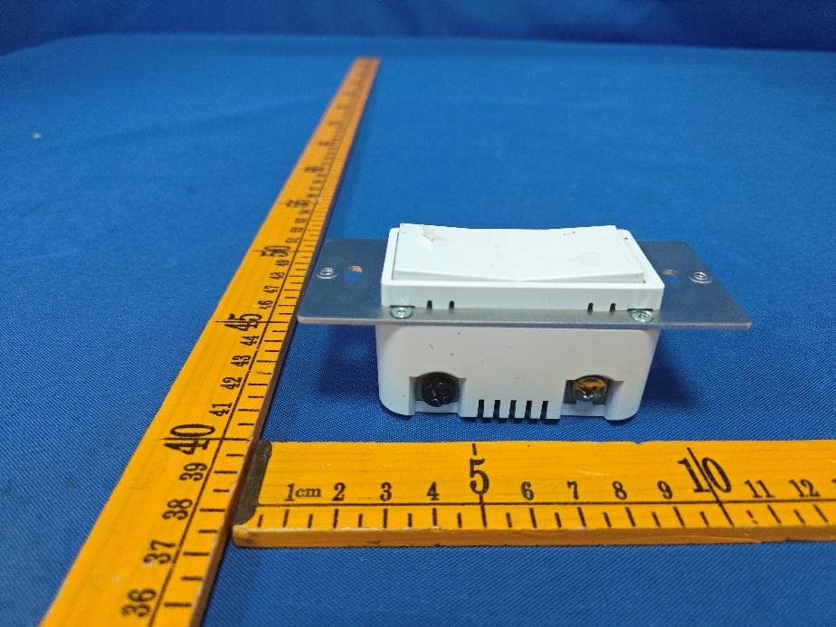 Z-Wave In-Wall Switch - FCC ID 2AQURZW305 - NIE-TECH CO., LTD (3)
