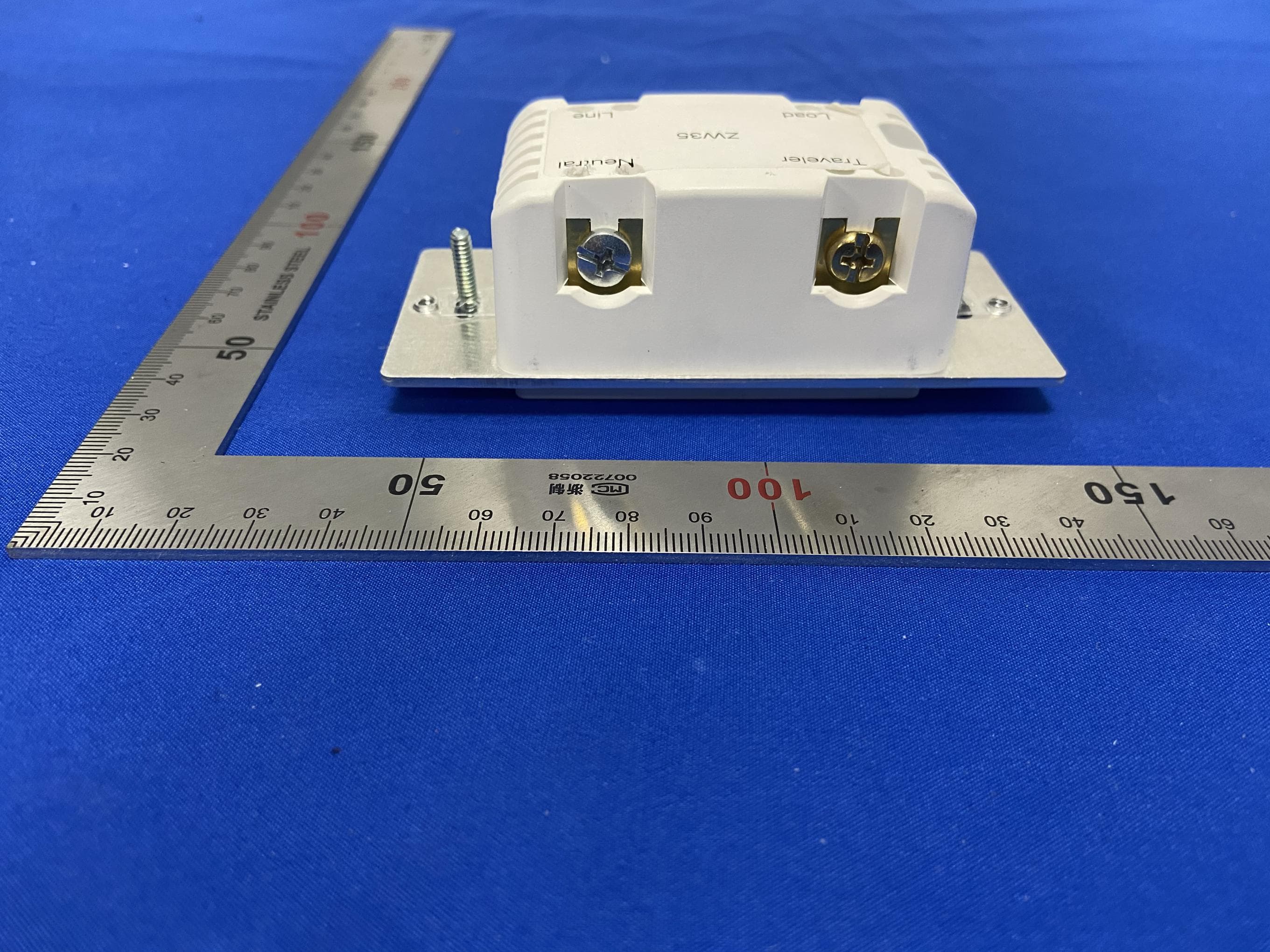 Momentary switch with 4 scene - FCC ID 2AQURZW35 - NIE-TECH CO., LTD (4)