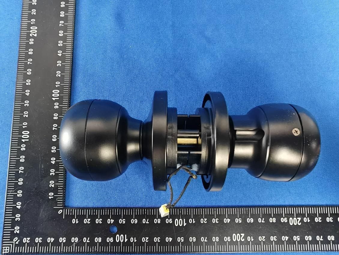 Smart Door Knob - FCC ID 2AQY4-VE008 - Shenzhen Kaadas Intelligent Technology Co., Ltd. (2)