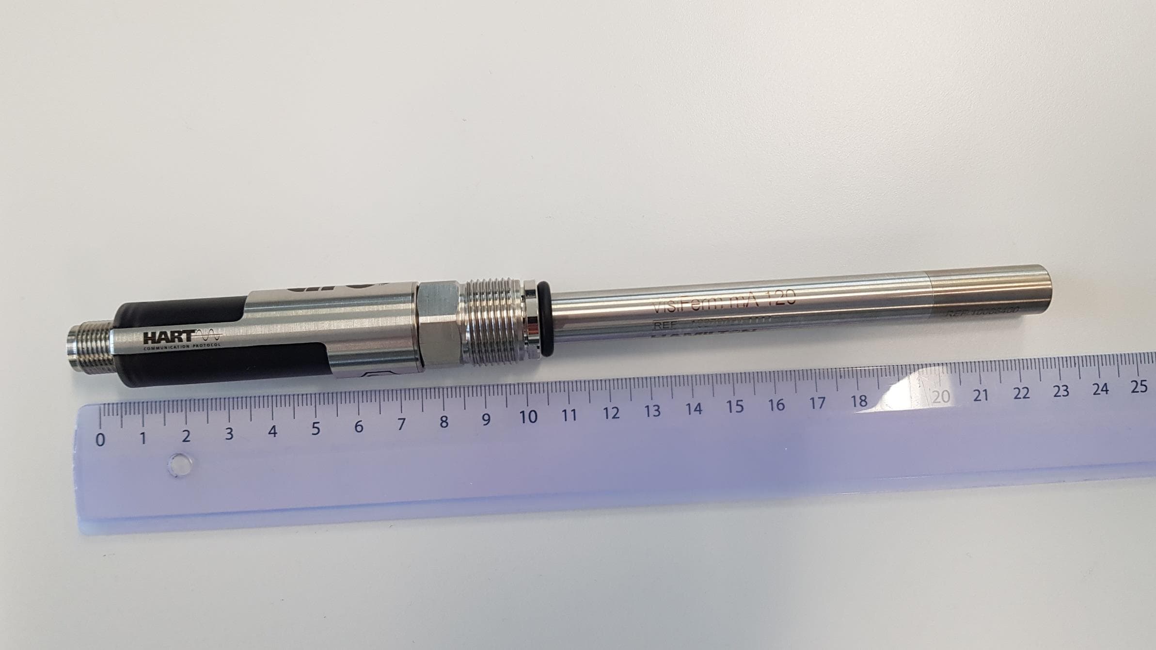 Sensor for measurement of dissolved oxygen (DO) and oxygen in gas phase - FCC ID 2AQYJVISIMA - Hamilton Bonaduz AG