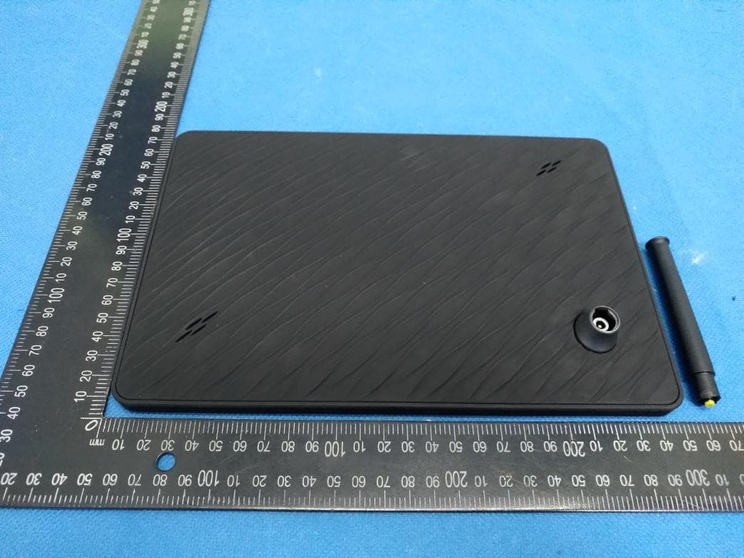 Digtial photo frame - FCC ID 2AQYQ-V7810WCP - Heyuan Vastking Electronic Co., Ltd (5)