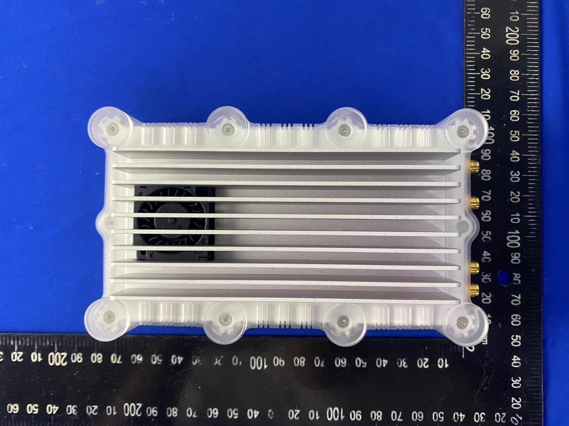 G6 external wideband receiver up to 8 GHz - FCC ID 2AQYWG6E9 - Radixon s.r.o (2)