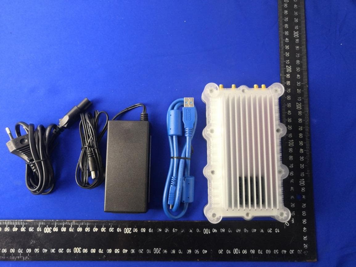 G6 external wideband receiver up to 8 GHz - FCC ID 2AQYWG6E9 - Radixon s.r.o (5)