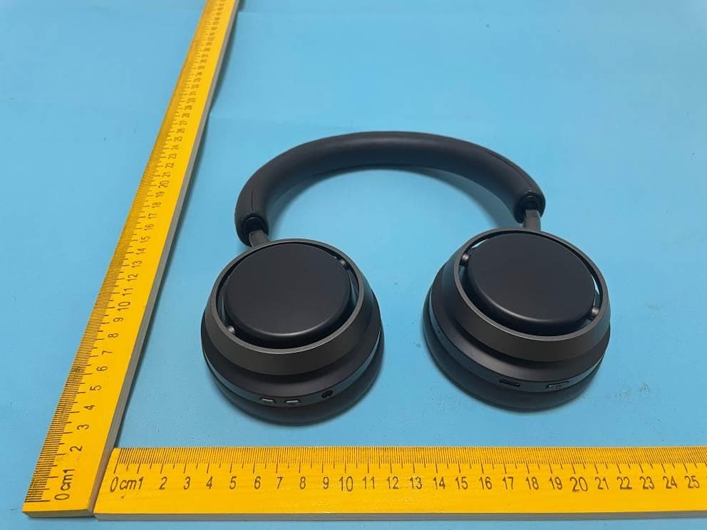 Active Noise Canceling wireless headphones - FCC ID 2AR2SL4 - MMD Hong Kong Holding Limited (3)