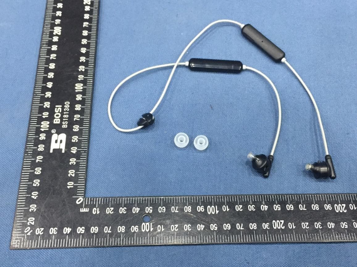 Sport wireless in-ear headphones - FCC ID 2AR2STAA4205 - MMD Hong Kong Holding Limited (5)