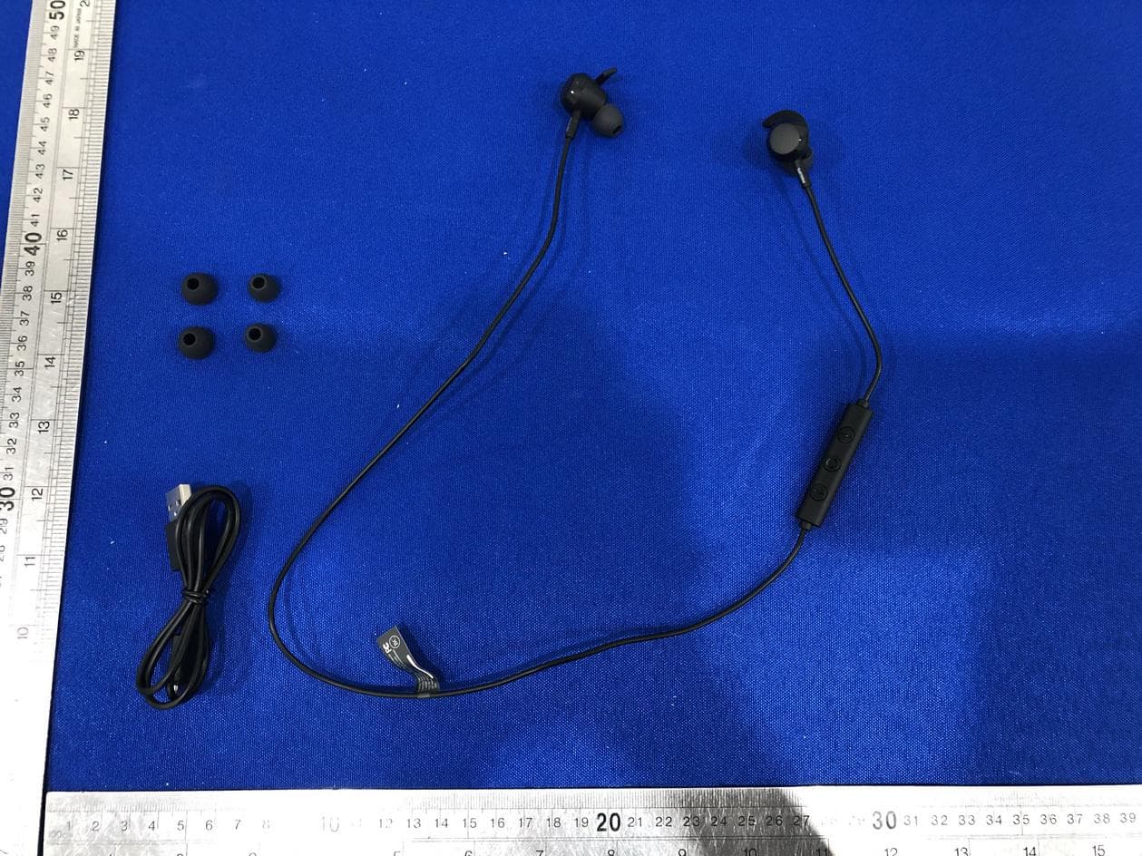 Wireless in ear headphones - FCC ID 2AR2STAE4205 - MMD Hong Kong Holding Limited (2)