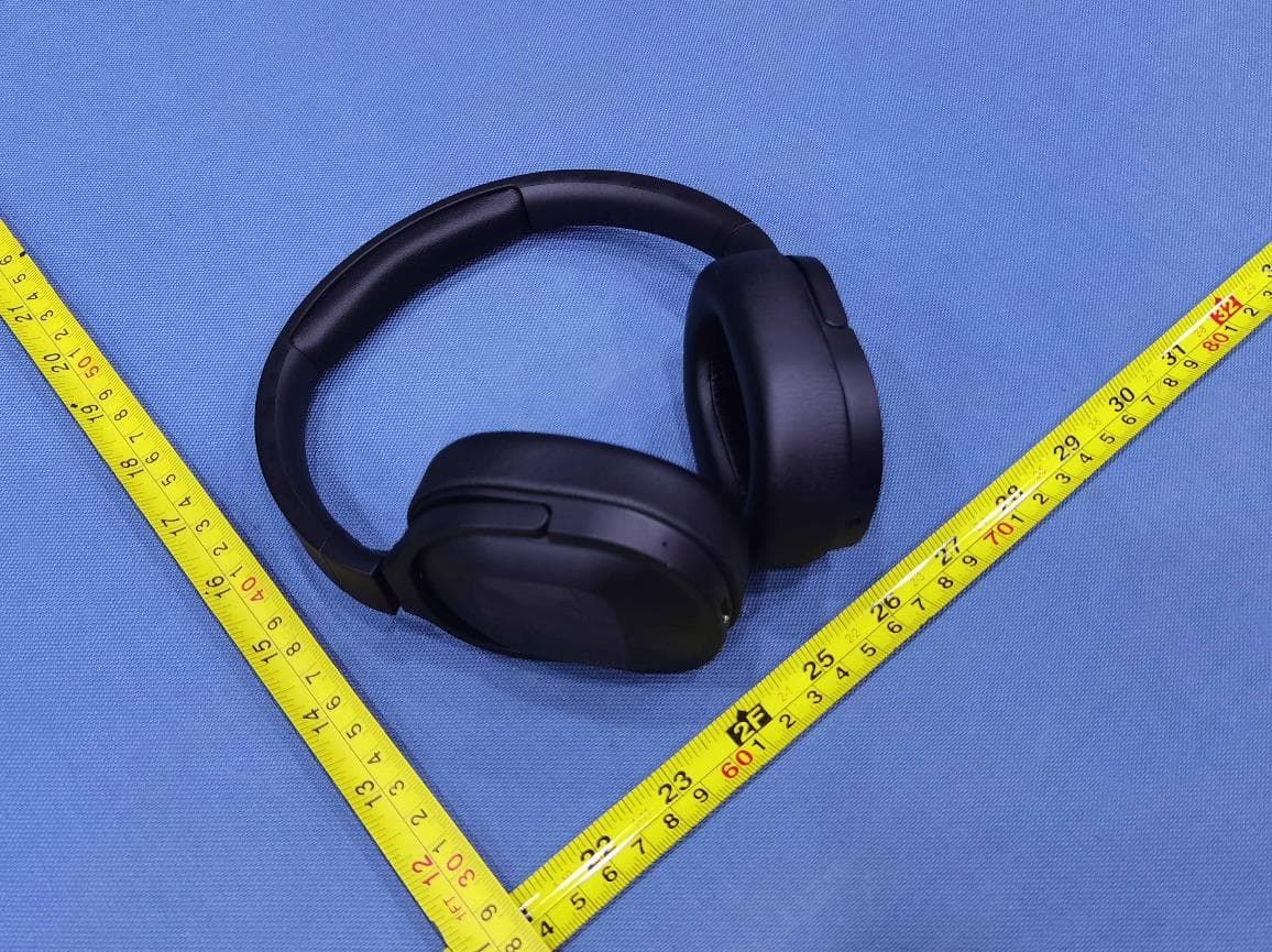Wireless headphones with Noise Canceling - FCC ID 2AR2STAH6506 - MMD Hong Kong Holding Limited (3)