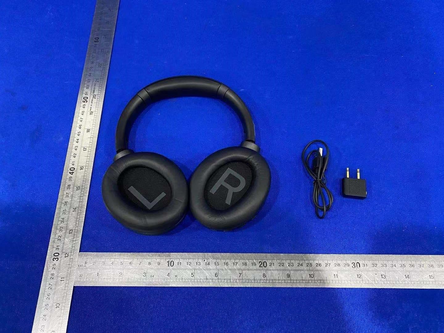Wireless headphones with Noise Canceling Pro - FCC ID 2AR2STAH8506 - MMD Hong Kong Holding Limited (2)