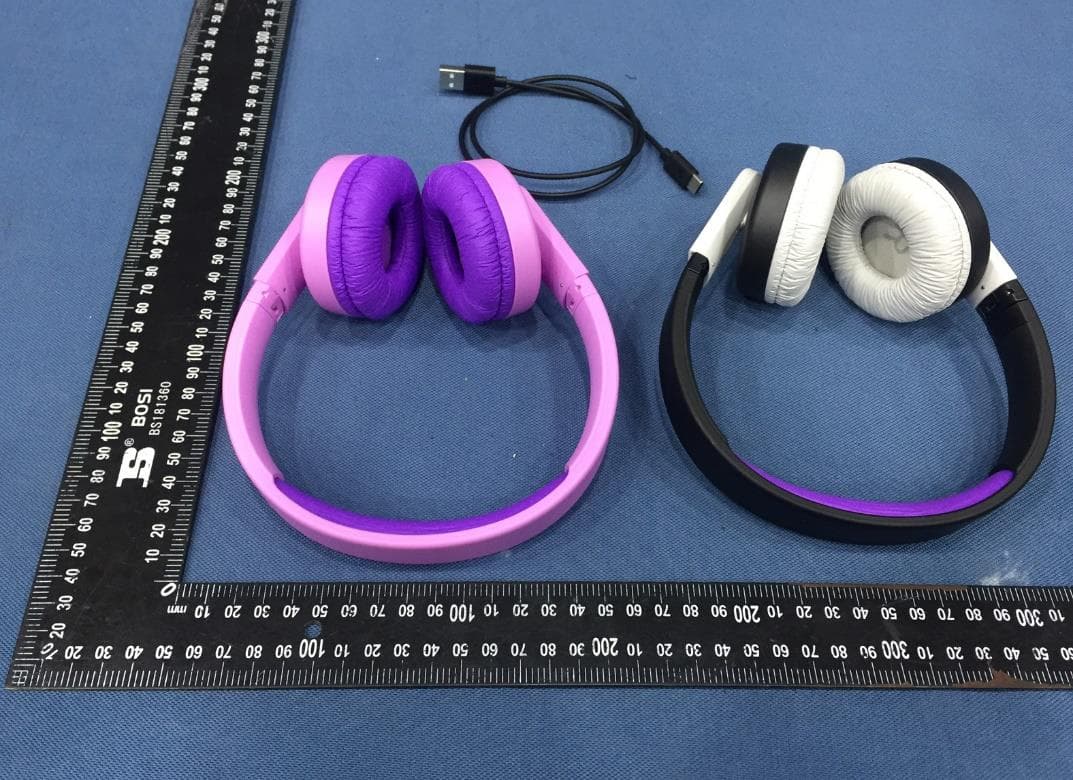 Wireless kids headphones - FCC ID 2AR2STAK4206 - MMD Hong Kong Holding Limited (3)