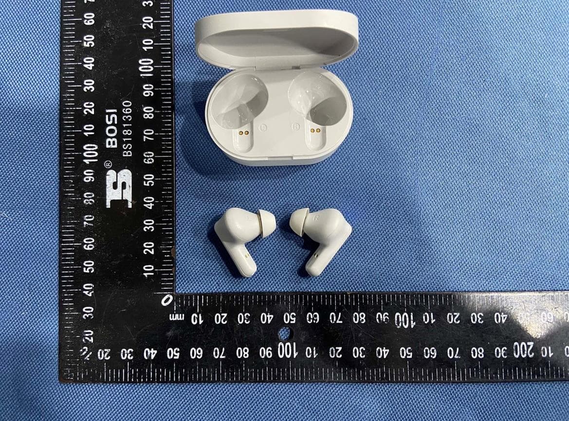 True wireless headphones - FCC ID 2AR2STAT1108LE - MMD Hong Kong Holding Limited