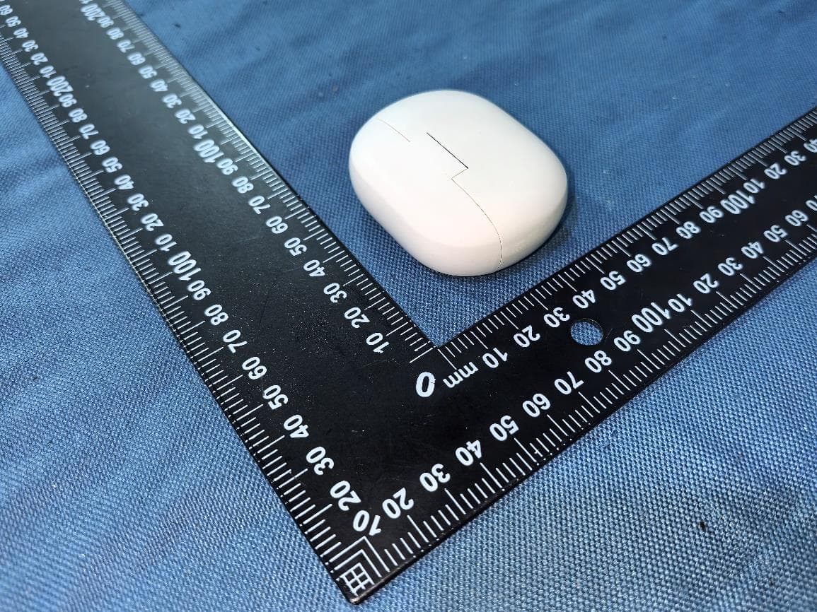 True wireless headphones - FCC ID 2AR2STAT1320 - MMD Hong Kong Holding Limited (2)