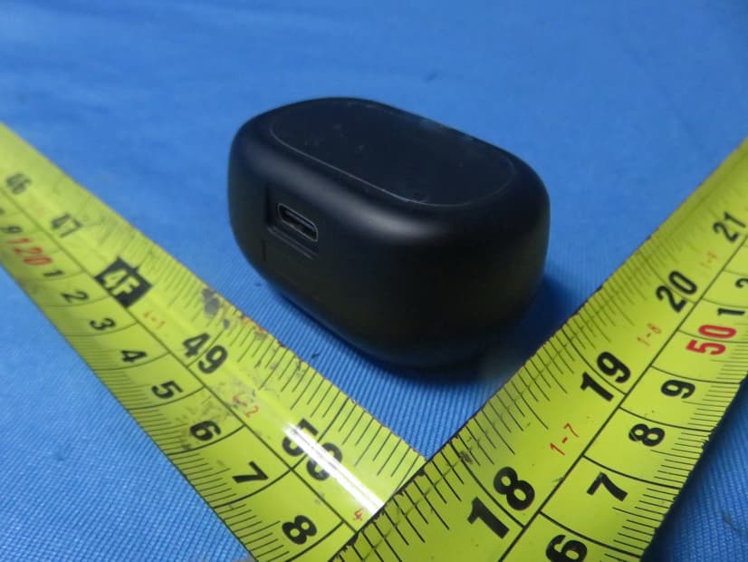 True wireless earphones - FCC ID 2AR2STAT2205 - MMD Hong Kong Holding Limited