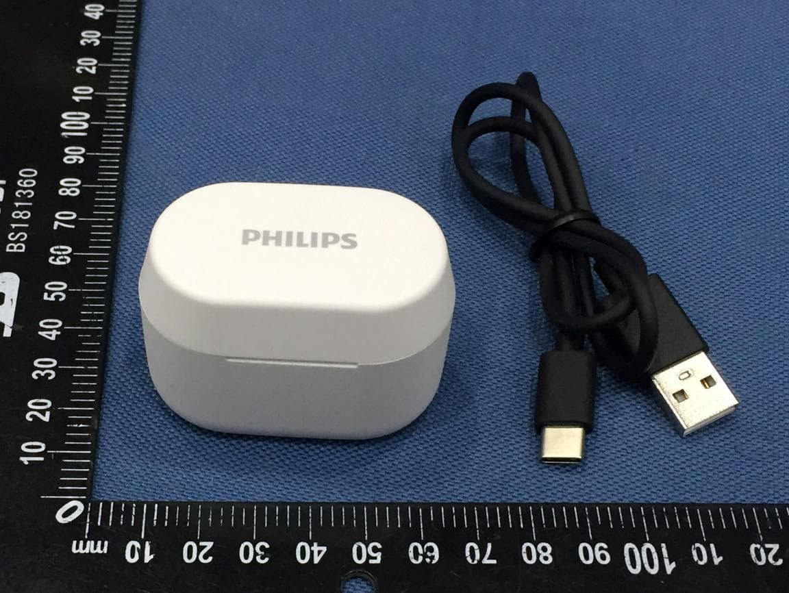 True wireless headphones - FCC ID 2AR2STAT3216 - MMD Hong Kong Holding Limited (2)