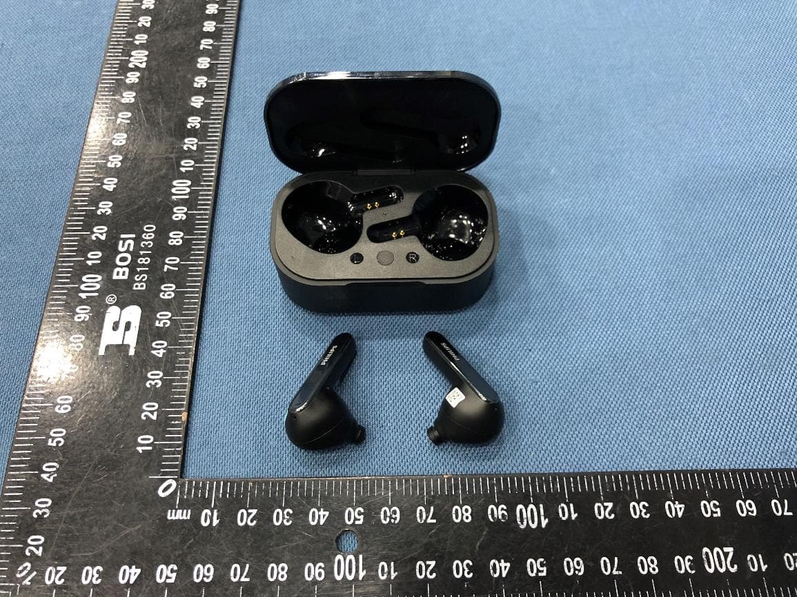 Wireless sports headphones - FCC ID 2AR2STAT5506 - MMD Hong Kong Holding Limited (5)