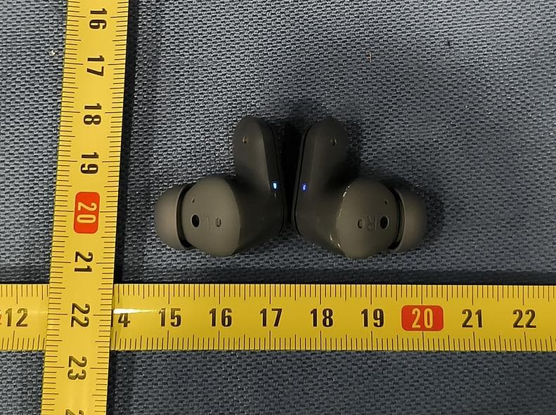 Active Noise Canceling True wireless - FCC ID 2AR2STAT6908 - MMD Hong Kong Holding Limited (5)