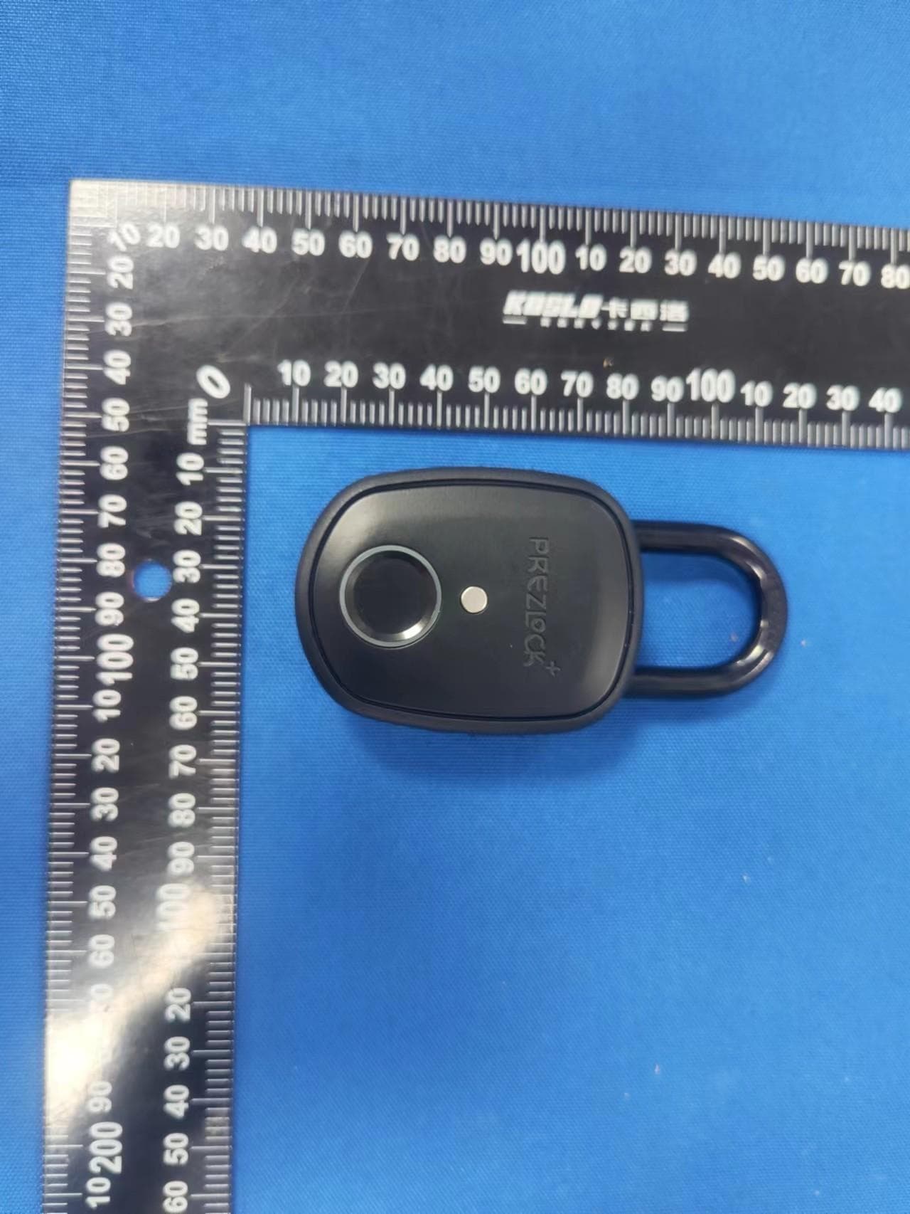 Smart Fingerprint Padlock - FCC ID 2AR3KPLBFK006 - Innova Ideas Limited (2)