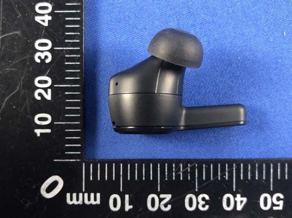 True Wireless Stereo ANC Earbuds - FCC ID 2AR5E-T19 - SHENZHEN MIFANG NETWORK TECHNOLOGY CO., LTD (2)