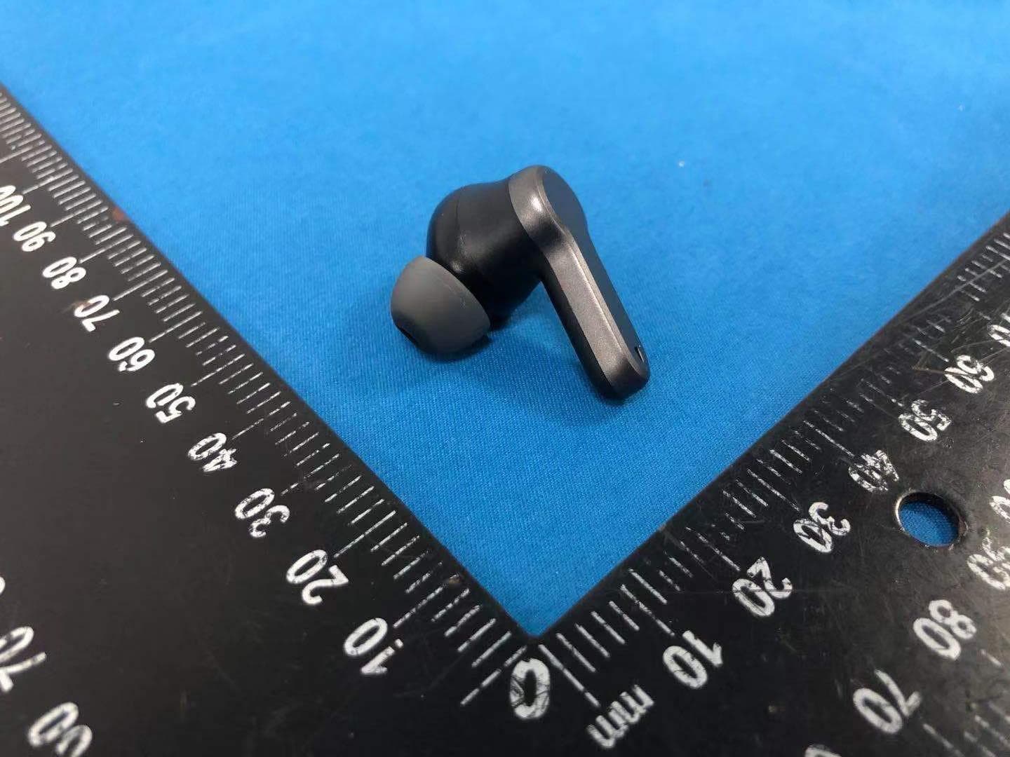 wireless earphone - FCC ID 2AR8A-H100 - SHENZHEN GLEEMAN TECHNOLOGY CO.,LTD (3)