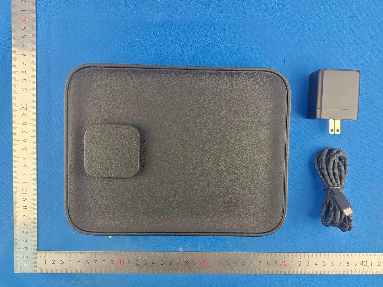 VALET - FCC ID 2AREB-VAL2 - TWELVE SOUTH, LLC