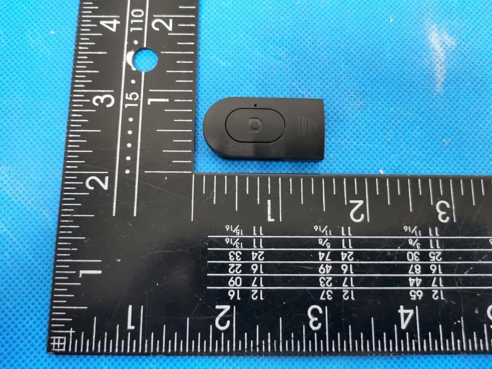 Bluetooth remote control - FCC ID 2ARFLBRC-1 - SHENZHEN HAOHUALIANHE TECHNOLOGY CO., LTD. (3)