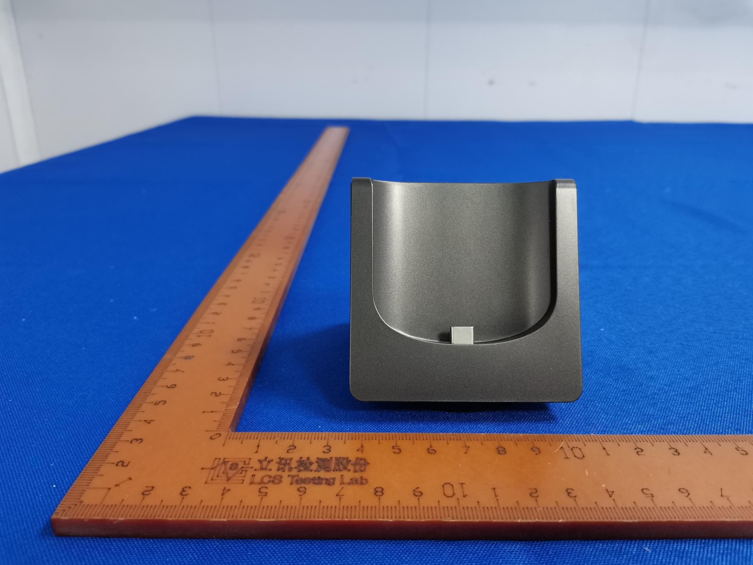 MagEZ Slider Dock 2 - FCC ID 2ARI5-MSPD1-02 - Shenzhen Lingyi Innovation Tech Co., Ltd. (2)