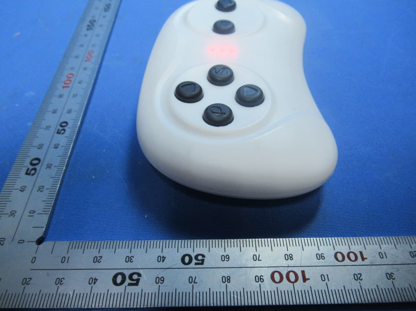 REMOTE CONTROL - FCC ID 2ARLM-CST-1A - Pinghu City Cang Sheng Plastic Factory (3)