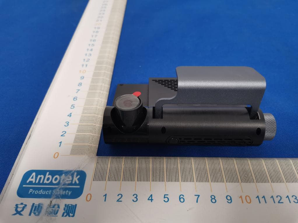 Car dash cam - FCC ID 2ARN2-21EM10 - Bizringer Inc (5)