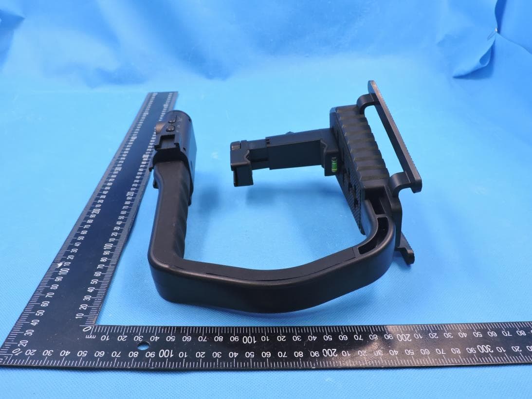 Universal Video Grip with Built 2.4GHz Wireless Mic - FCC ID 2ARN3-MICRIGW - Shenzhen Jiayz photo industrial.,Ltd (5)