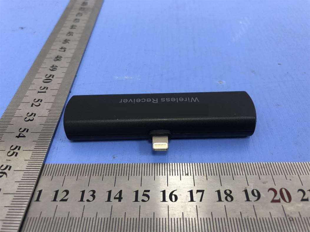 2.4G wireless microphone - FCC ID 2ARN3BYWM4PRORXD - Shenzhen Jiayz photo industrial.,Ltd (2)