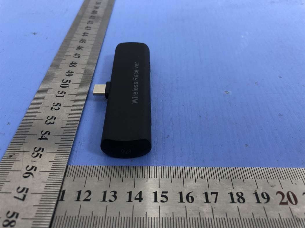 2.4G wireless microphone - FCC ID 2ARN3BYWM4PRORXU - Shenzhen Jiayz photo industrial.,Ltd (4)