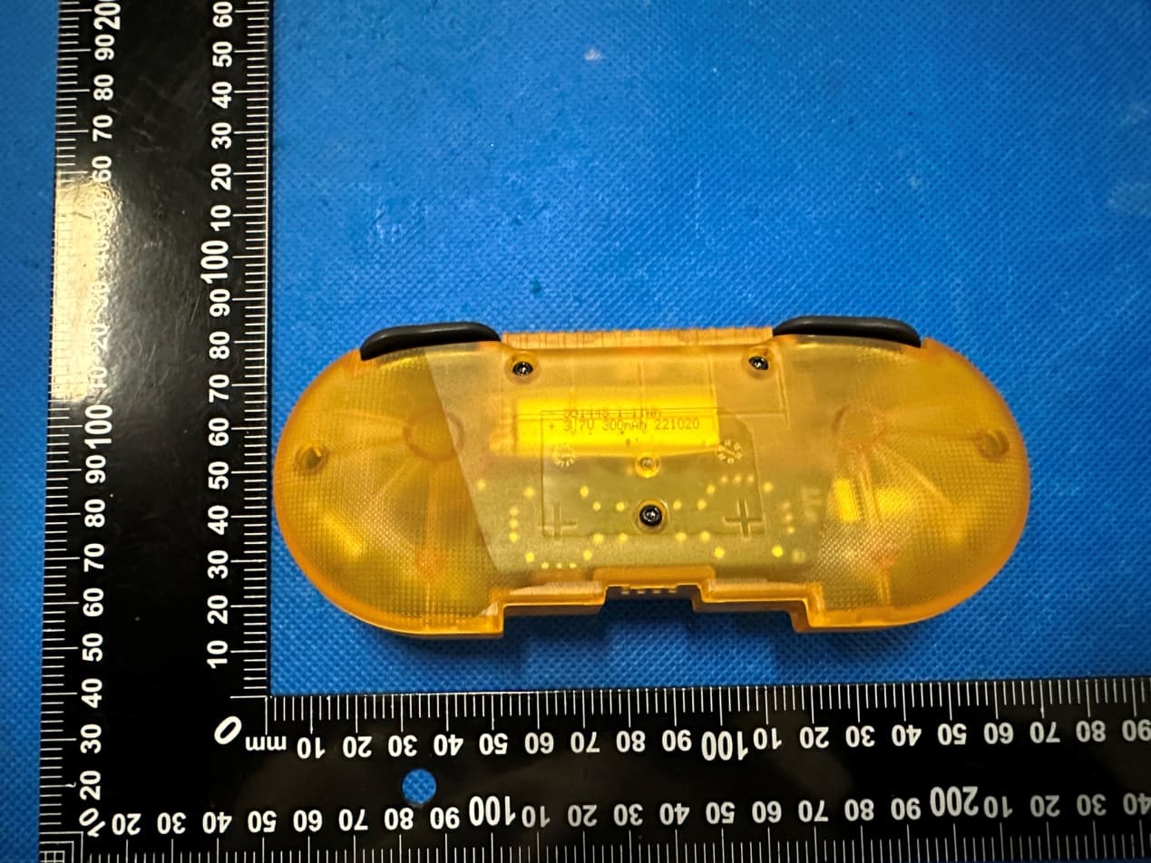 PixelArt Wireless Bluetooth Controller-Hyperkin - FCC ID 2ARNF-M01328 - Hyperkin,inc (3)