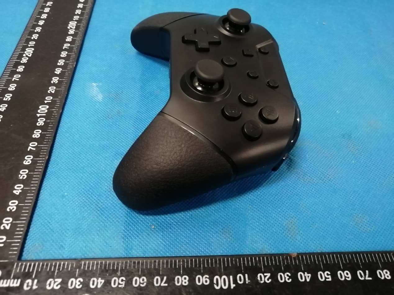 NuChamp Wireless Game Controller For Nintendo SwitchR - Armor3 - FCC ID 2ARNF-M07467 - Hyperkin,inc (4)