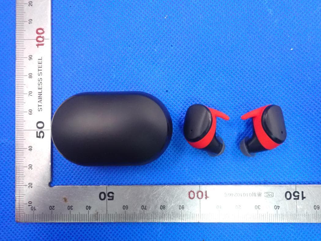True wireless stereo earbuds - FCC ID 2ARPHTS-T7 - TUOSI ELECTRONICS CO.,LTD. (3)