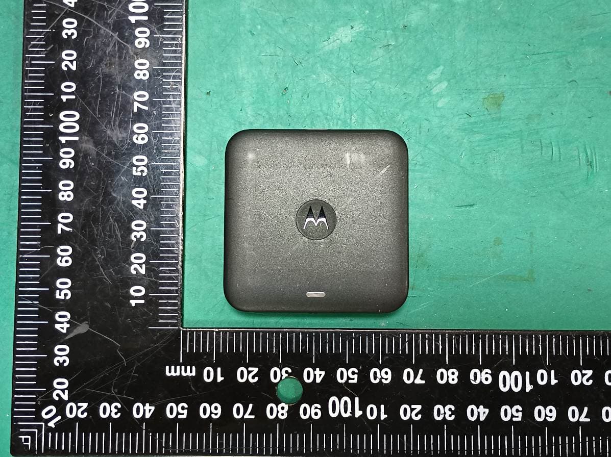 Wireless Car Adapter for Android Auto - FCC ID 2ARRB-02814 - Meizhou Guo Wei Electronics Co., Ltd