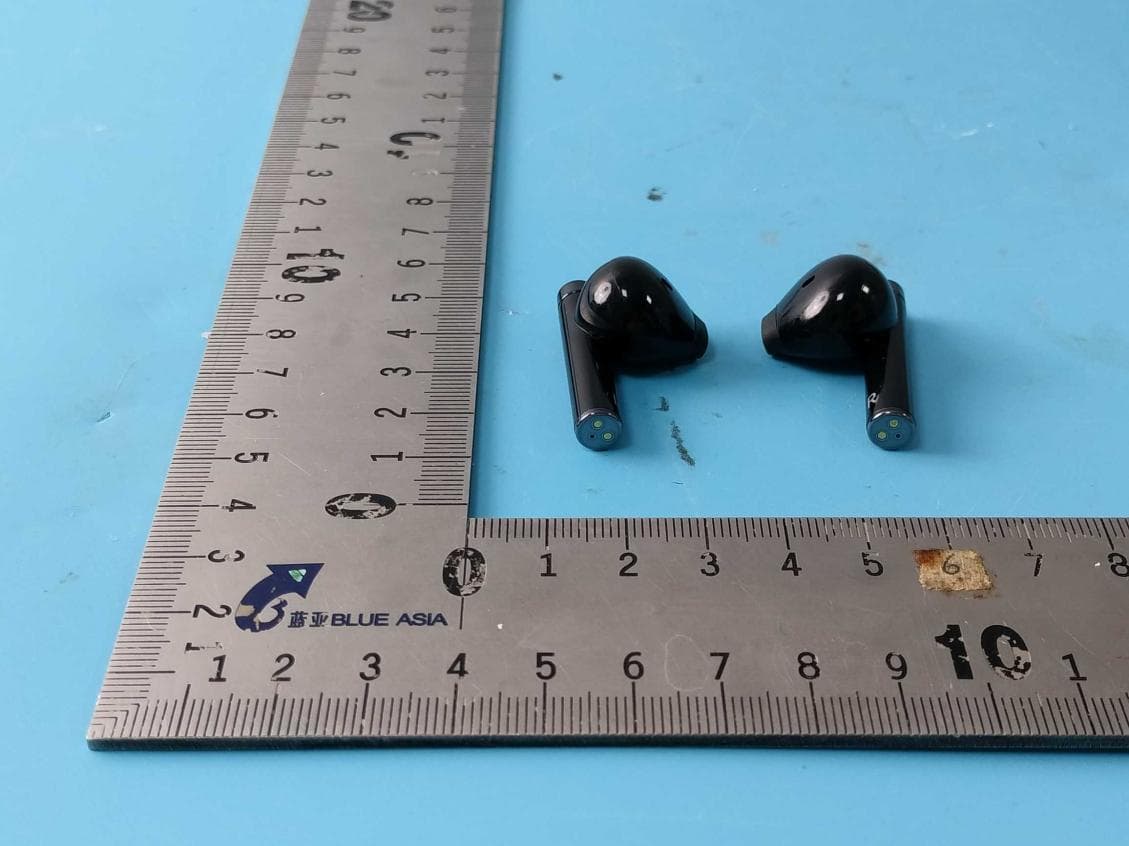 MOTOROLA true wireless headphones - FCC ID 2ARRB-MBH40 - Meizhou Guo Wei Electronics Co., Ltd (4)