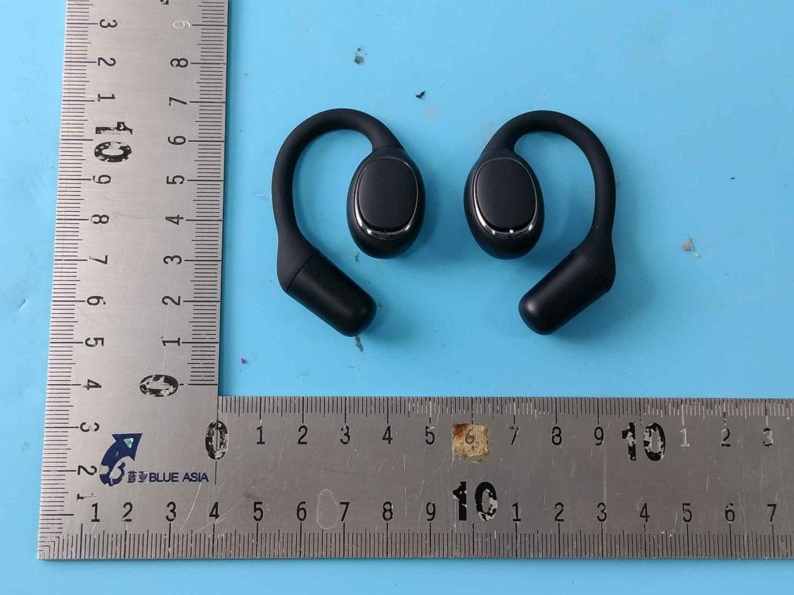 MOTOROLA true wireless headphones - FCC ID 2ARRB-MEE20 - Meizhou Guo Wei Electronics Co., Ltd (2)