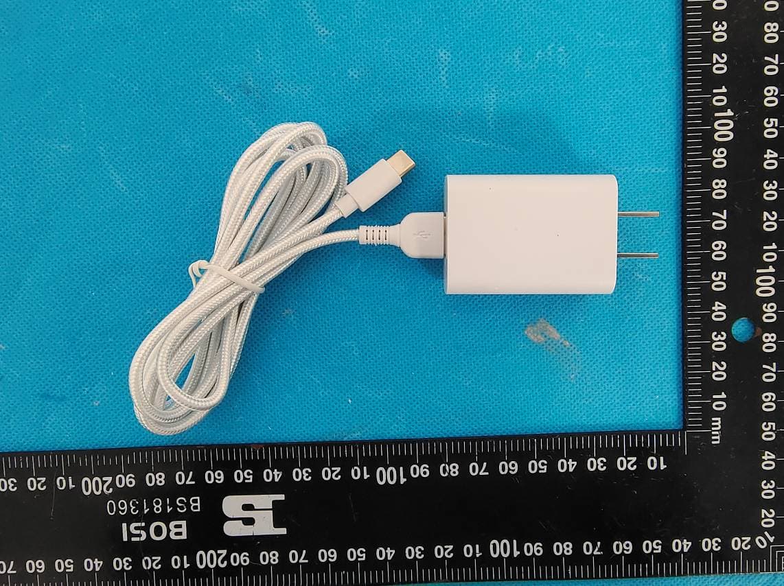 Video baby monitor - FCC ID 2ARRB-PIP1000PBU - Meizhou Guo Wei Electronics Co., Ltd (3)