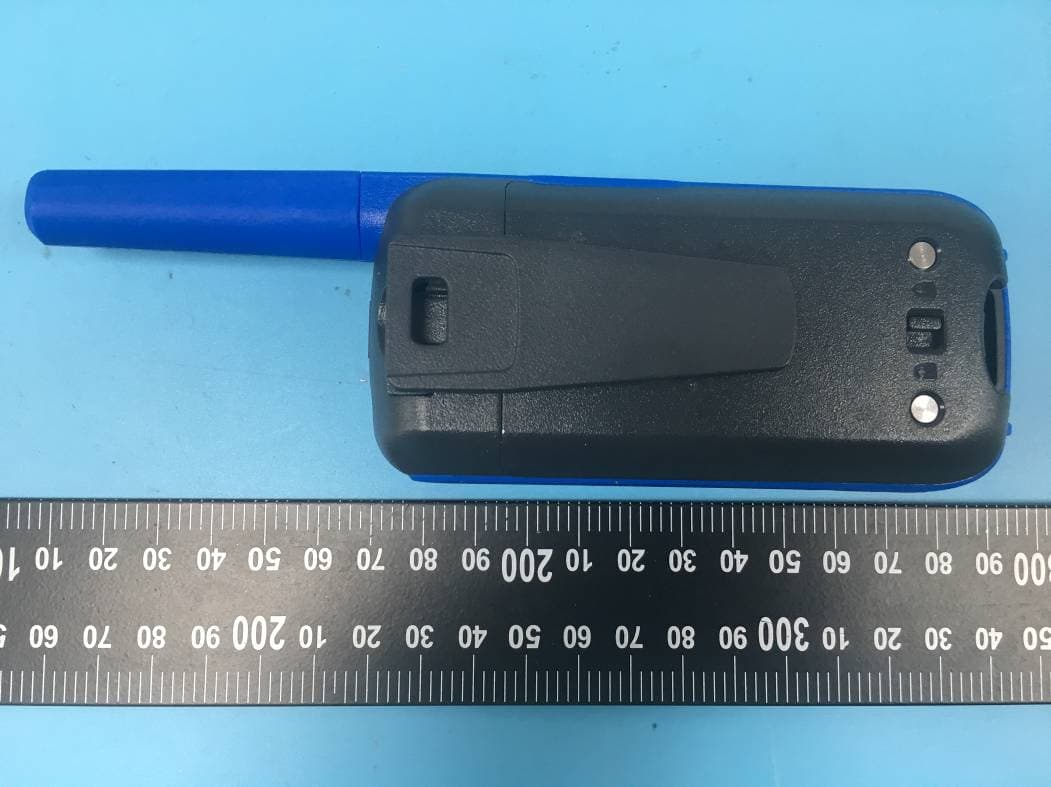 Walkie talkie - FCC ID 2ARRE2020G600 - GOCOM Technology Co.,Ltd. (2)
