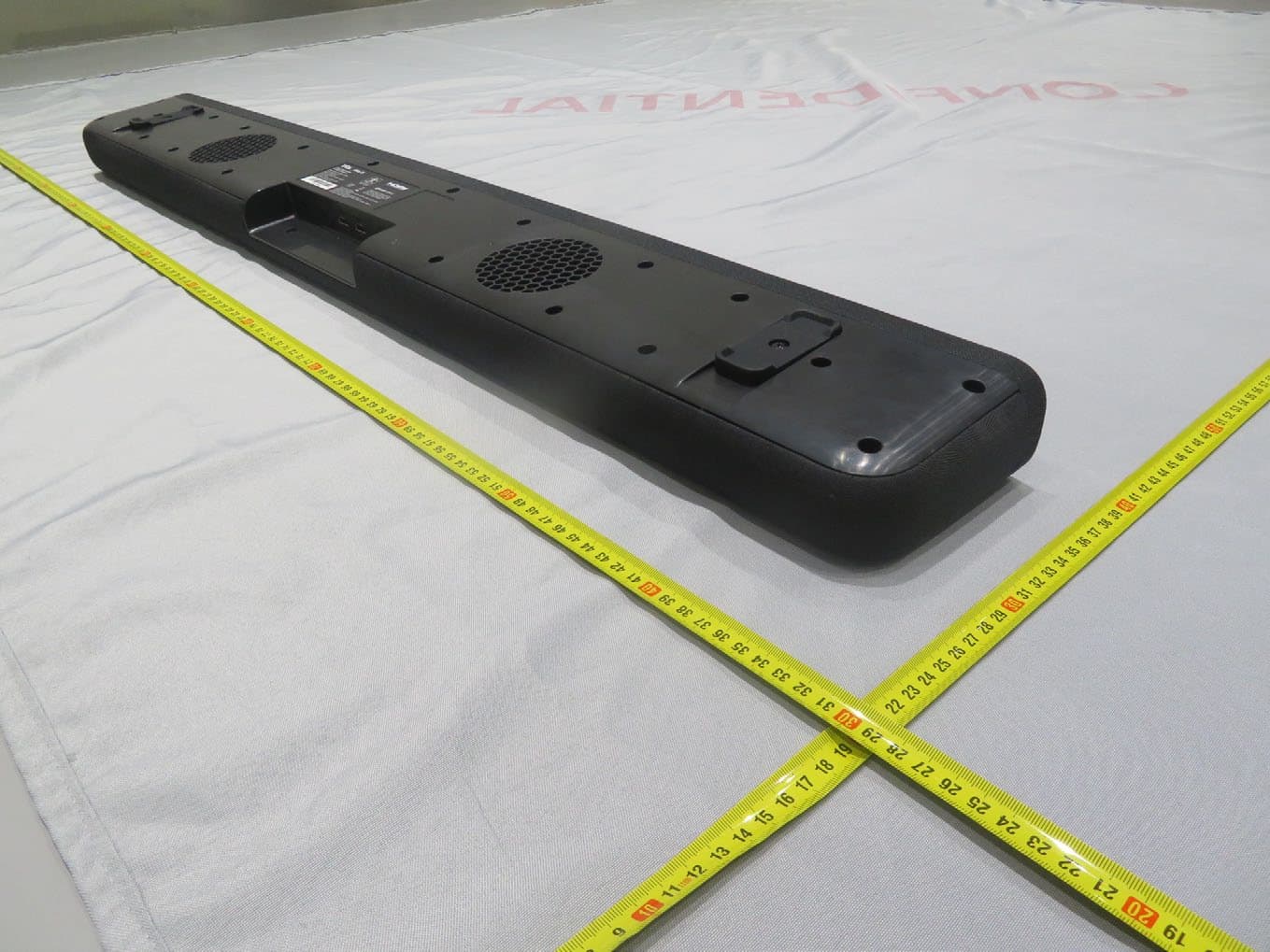 2.1 Dolby Atmos Sound Bar with Built-in Subwoofers - FCC ID 2ARUDTS8111 - TCL Entertainment Solutions Limited (2)