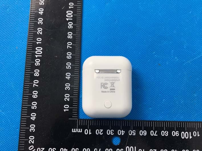 Bluetooth Wireless Earbuds - FCC ID 2ARUI-KKSOLR - American Exchange Time LLC
