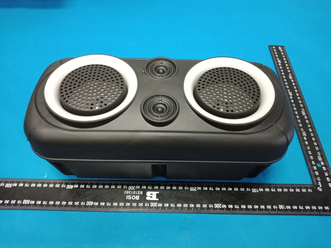 wireless portable party speaker - FCC ID 2AS3H-V60033BT - Shenzhen Bobotel Technology DEV. Co., Ltd.