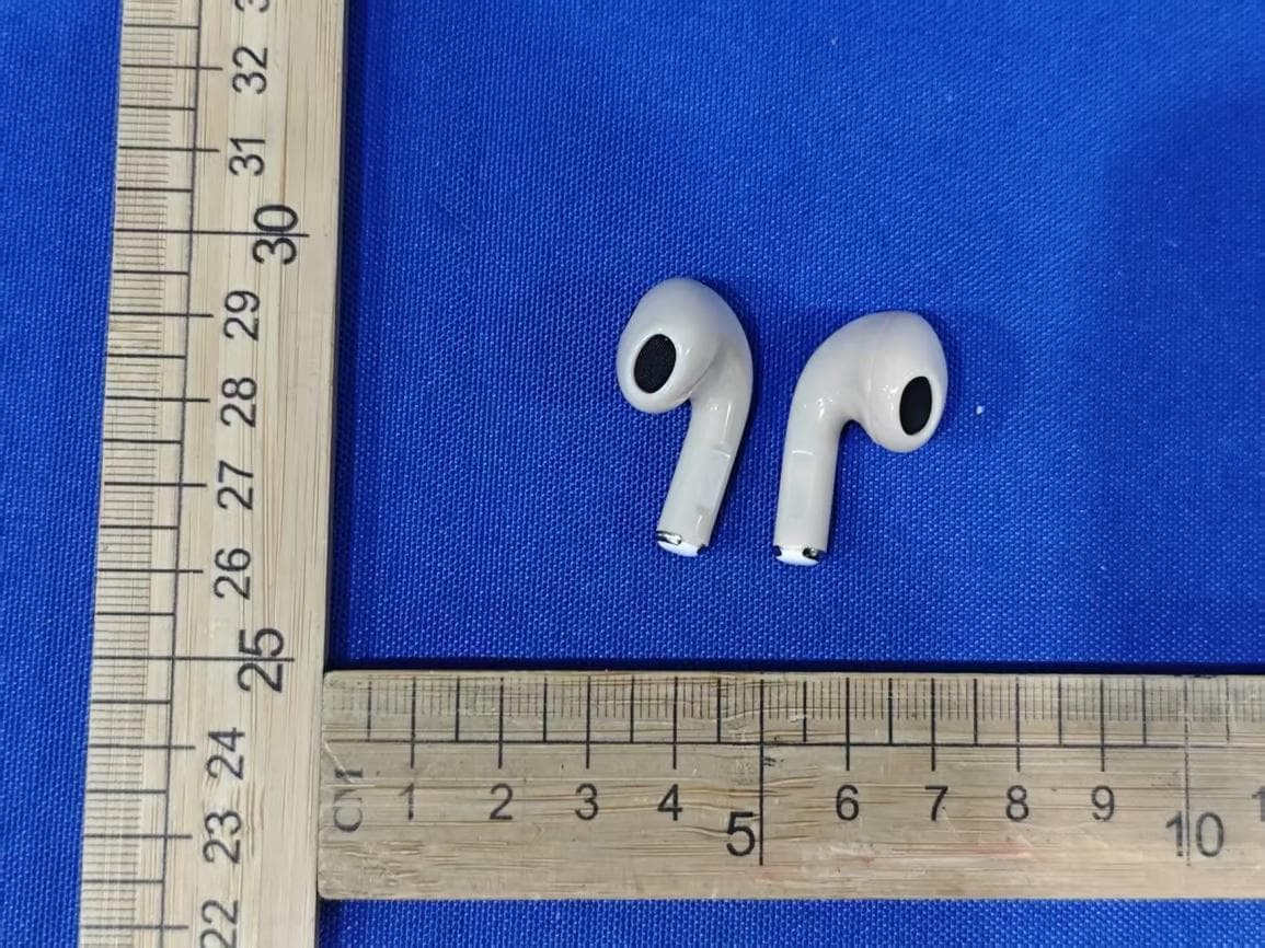 Flocked true wireless earbuds - FCC ID 2AS3I-FBTWSFLK - Shenzhen Sowak Electronic Co., Ltd. (2)