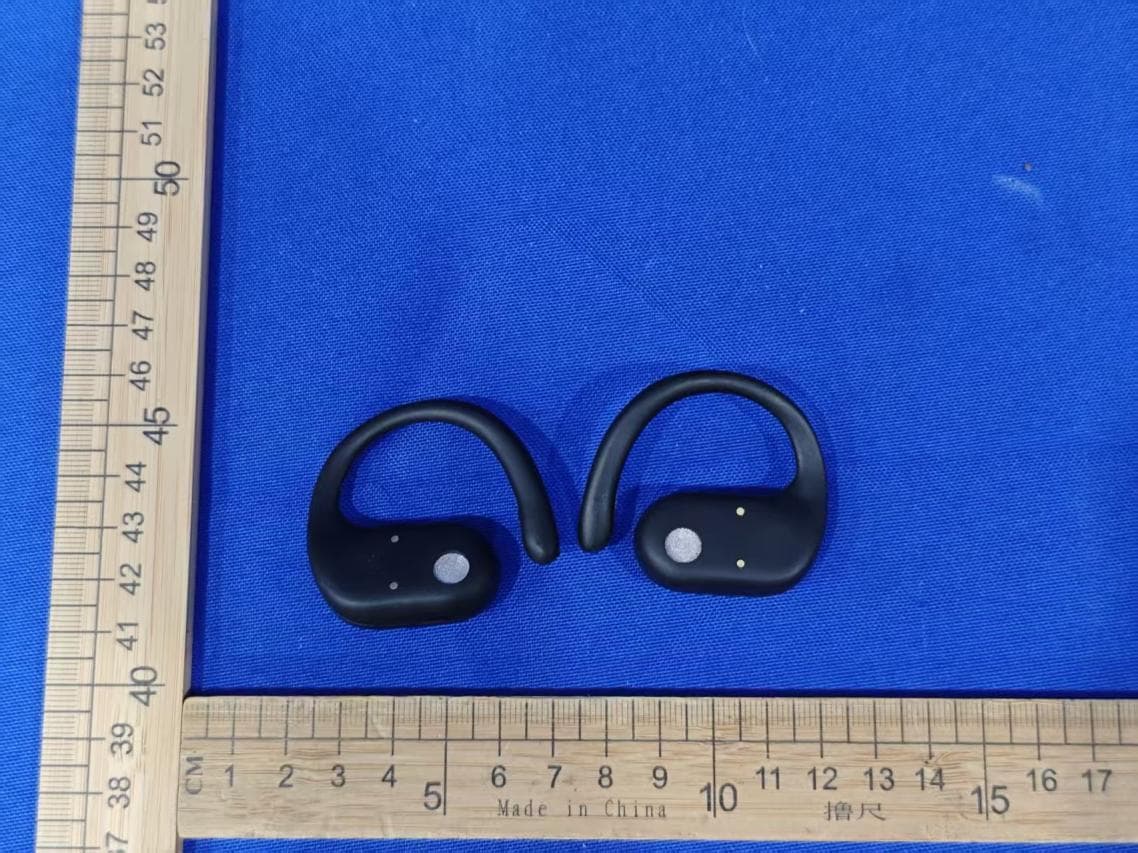 Open Wearable True Wireless Earbuds - FCC ID 2AS3I-V41001W - Shenzhen Sowak Electronic Co., Ltd. (4)