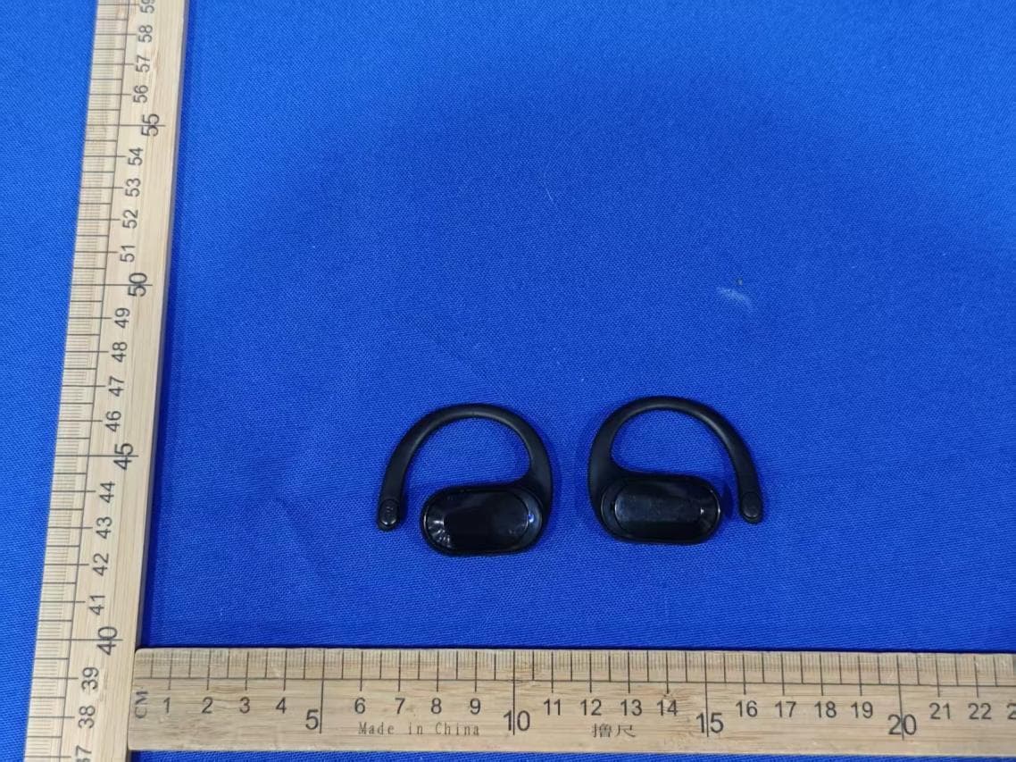 Open Wearable True Wireless Earbuds - FCC ID 2AS3I-V41001W - Shenzhen Sowak Electronic Co., Ltd. (2)