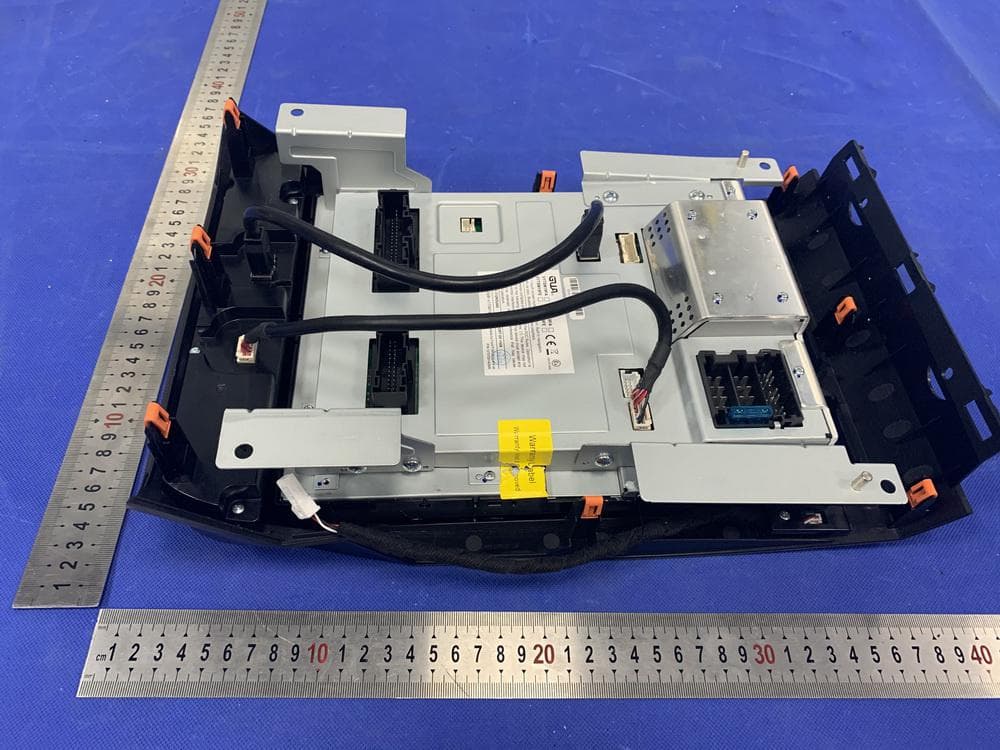 12.1 touch screen multimedia station - FCC ID 2AS5B-V2TSM19FA - Aisee Technology Inc