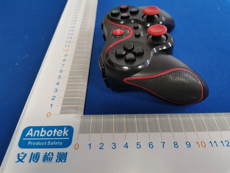 Wireless Gaming Controller - FCC ID 2AS5O-BB2845 - China Etech Groups Ltd (2)