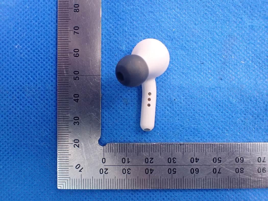 TWS Bluetooth Headset - FCC ID 2AS5Z-HYPHEN2 - Ferraris Group Sagl