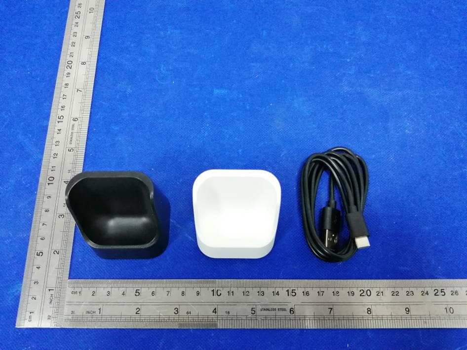 Wireless Charging Station - FCC ID 2AS6X-58616 - Shenzhen Future Charger Technology Co., LTD. (2)