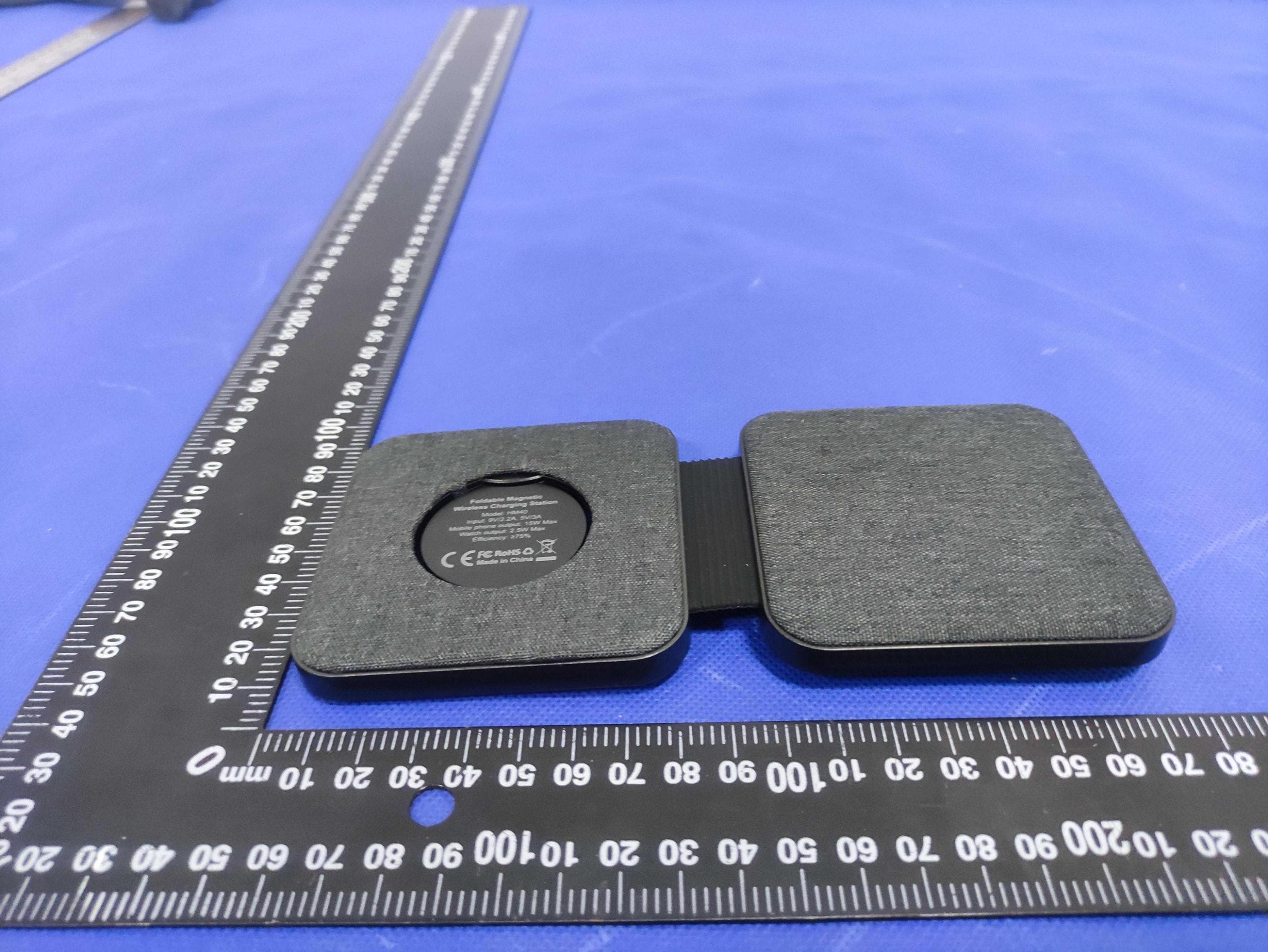 2-IN-1 foldable Magnetic Wireless Charger - FCC ID 2AS6X-HM40 - Shenzhen Future Charger Technology Co., LTD. (5)